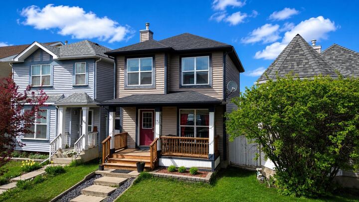 Property Photo:  168 Prestwick Heights SE  AB T2Z 4H9 