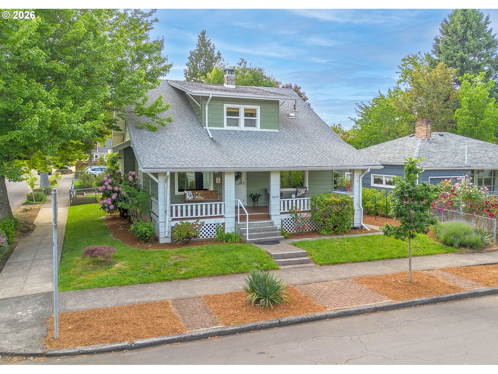 Property Photo:  3029 SE 74th Ave  OR 97206 