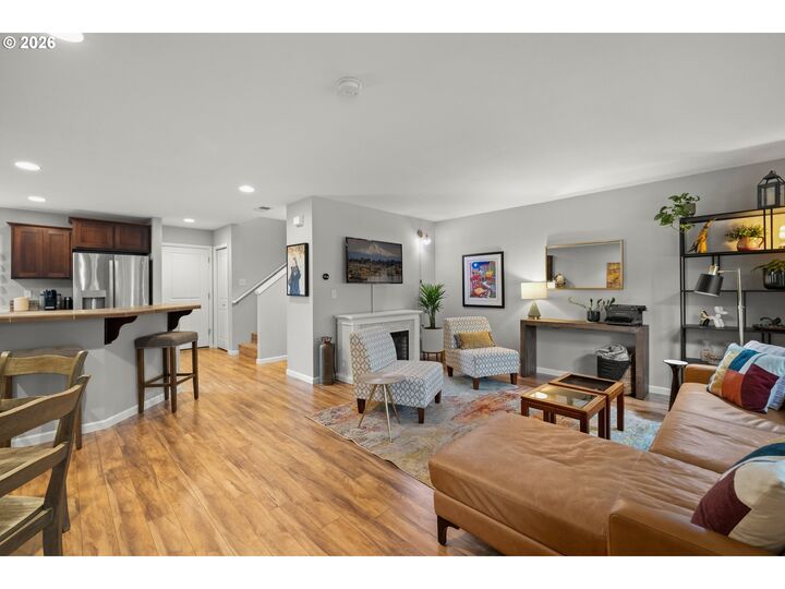 Property Photo:  16038 SE Kingbird Dr  OR 97015 