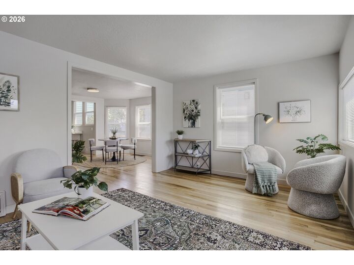 Property Photo:  6204 NE 8th Ave  OR 97211 