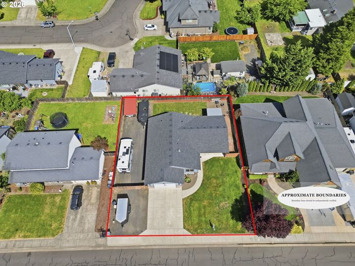 Property Photo:  38599 SW Filbert St  OR 97374 