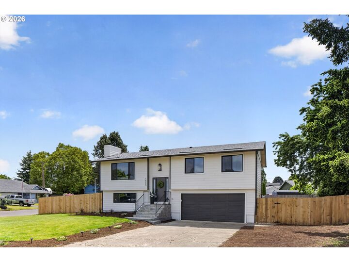 Property Photo: 1505 NW 95th Cir WA 98665