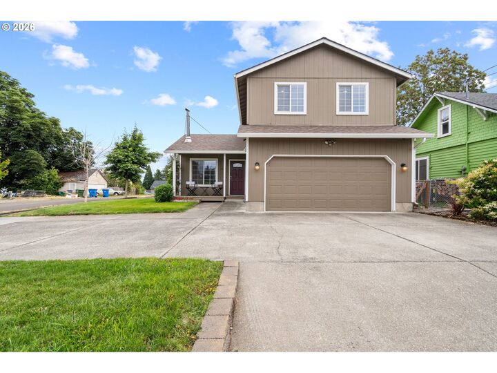 Property Photo: 3007 N St WA 98663