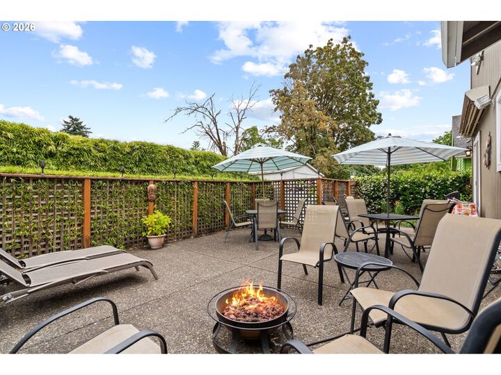 Property Photo:  3007 N St  WA 98663 