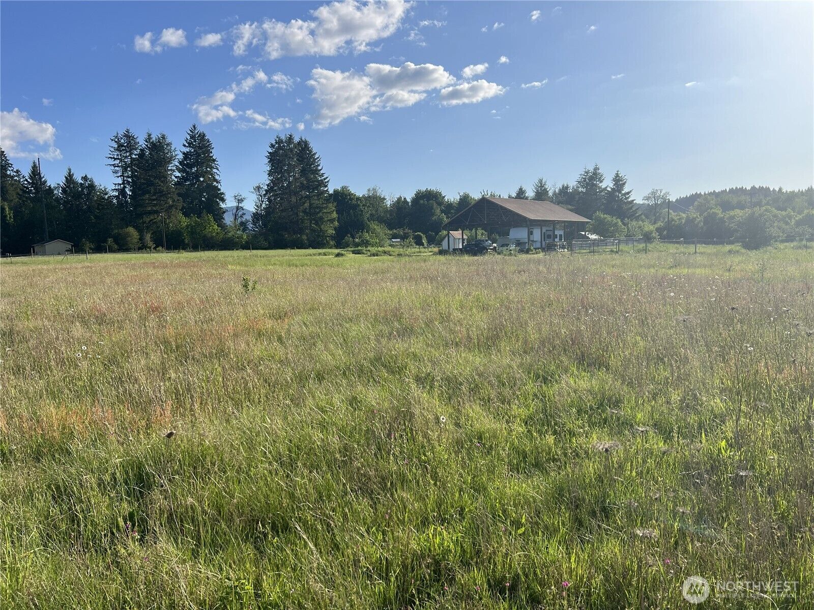 Property Photo:  1899  State Route 506  WA 98593 