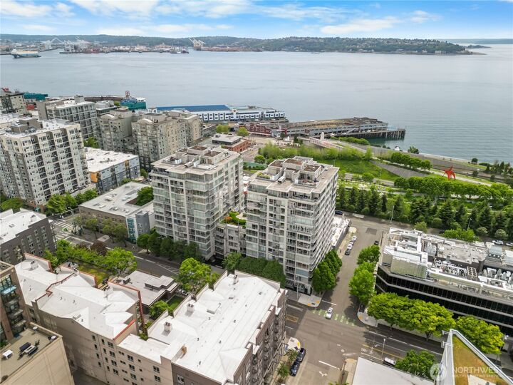 Property Photo: 2929 1st Avenue 218 WA 98121