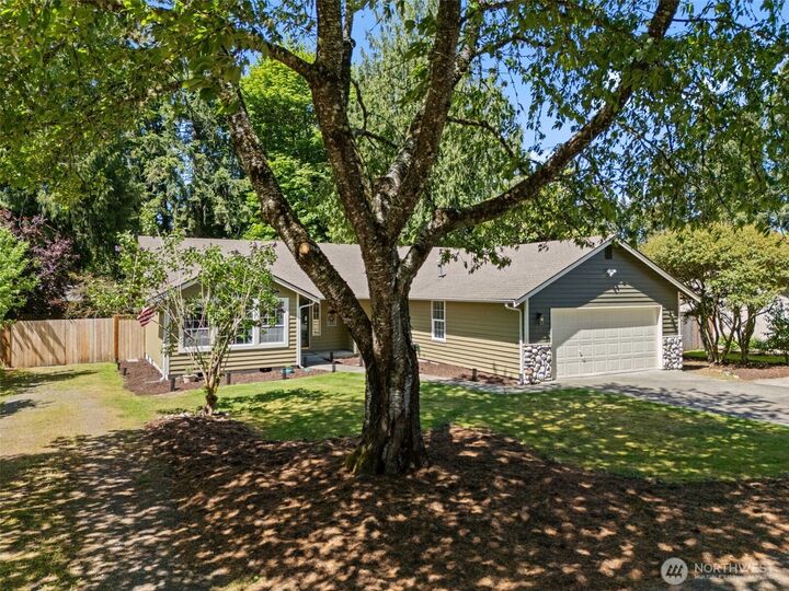 Property Photo: 5821 Winnwood Drive SE WA 98513