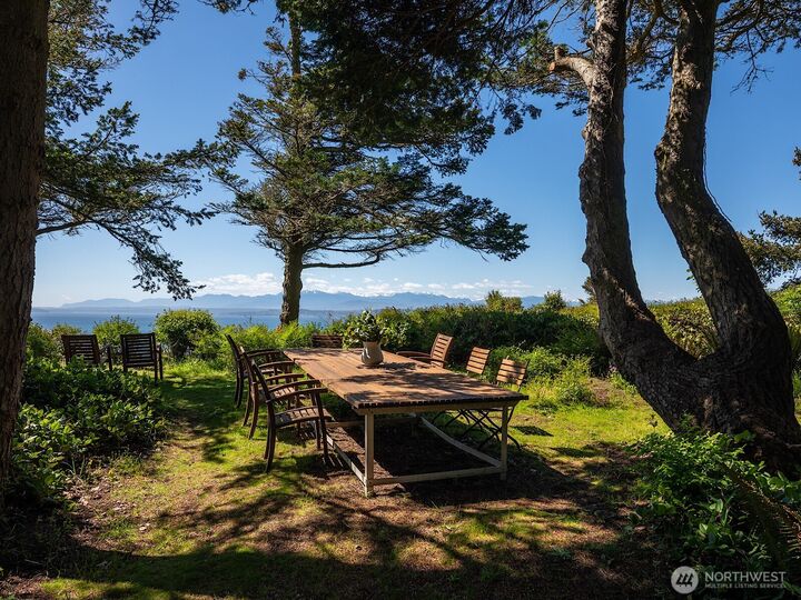 Property Photo:  702  Cathedral Drive  WA 98239 