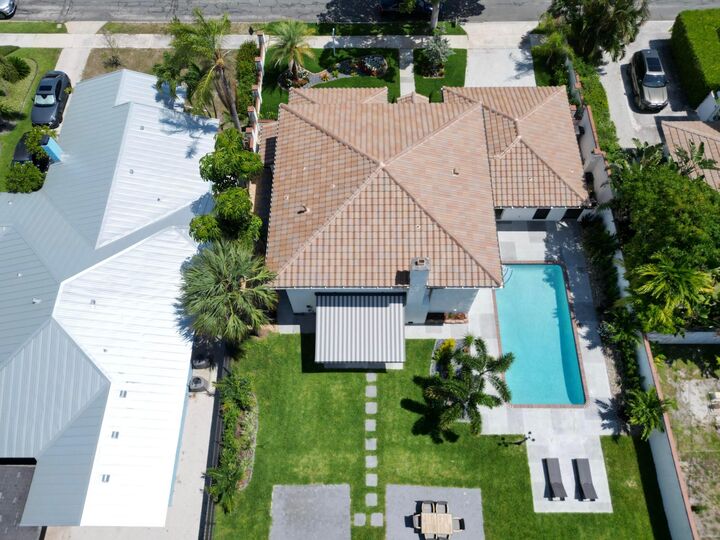 Property Photo: 308 Greymon Drive FL 33405