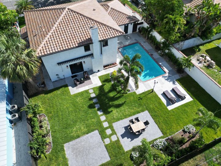 Property Photo: 308 Greymon Drive FL 33405