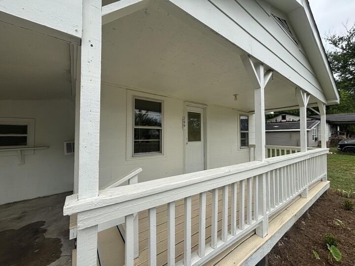 Property Photo: 299 Houston Street TN 37327