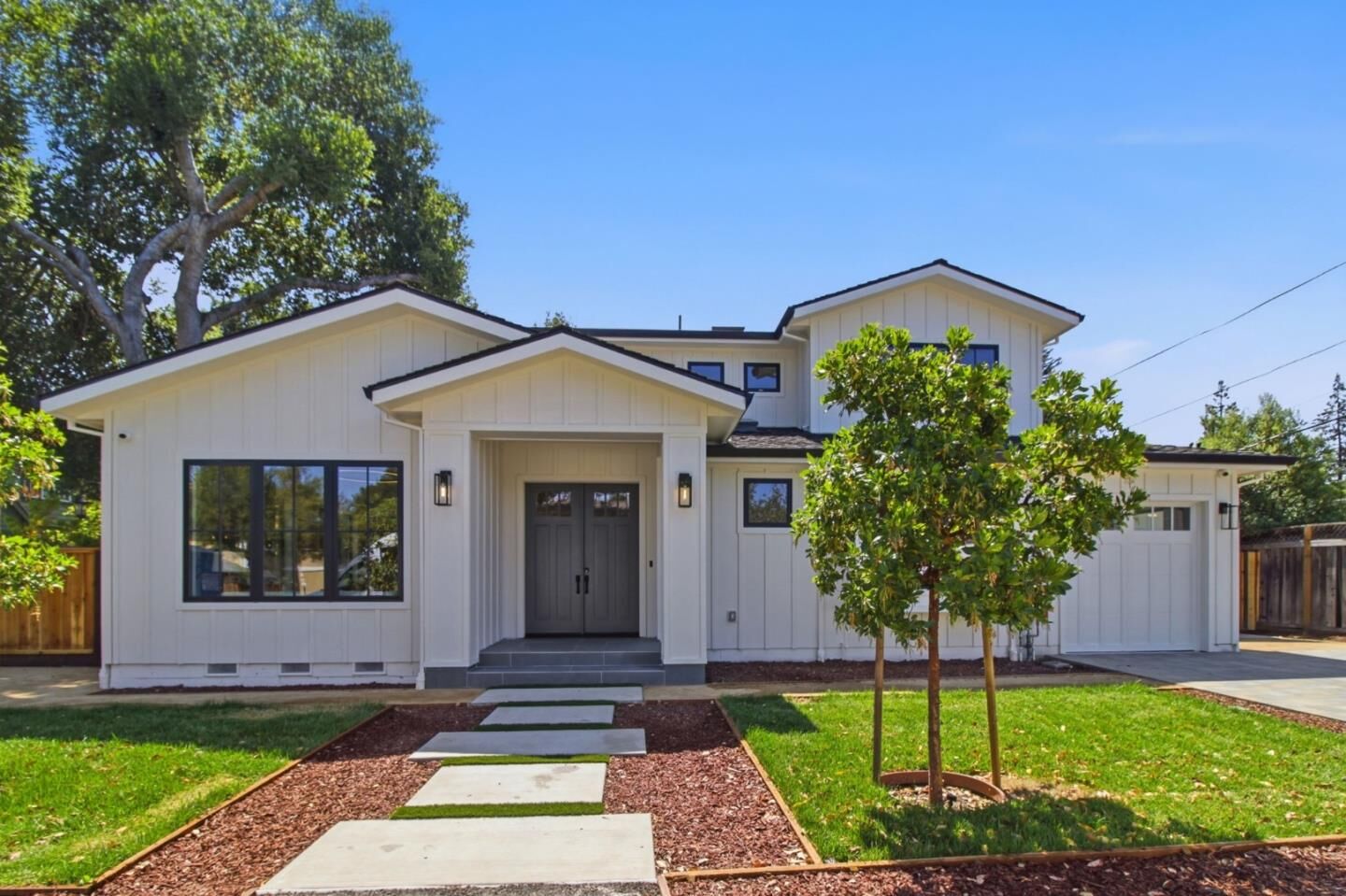 Property Photo:  4106 Wisteria Lane  CA 94306 