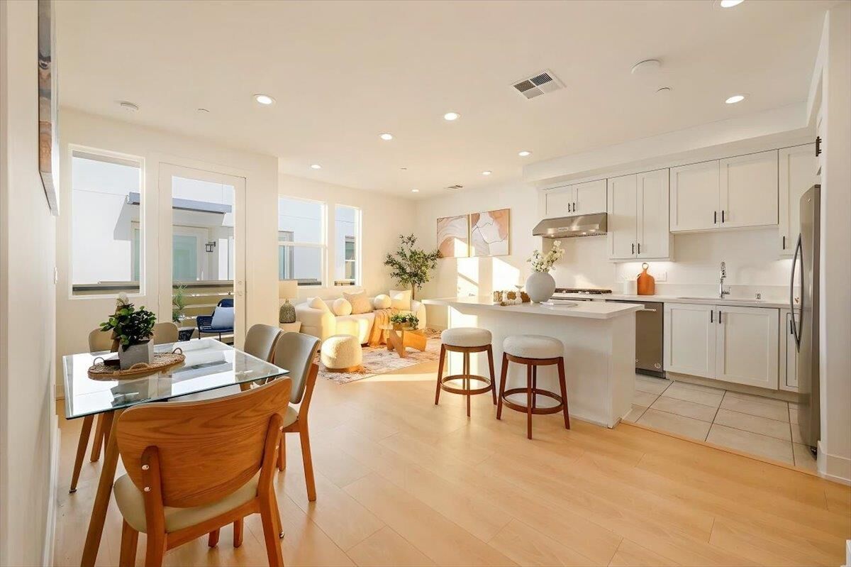 Property Photo:  2026 Terracotta Court  CA 95035 
