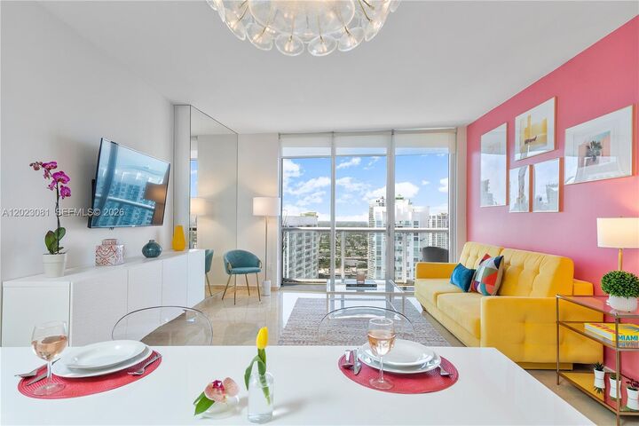Property Photo: 485 Brickell Ave 4206 FL 33131