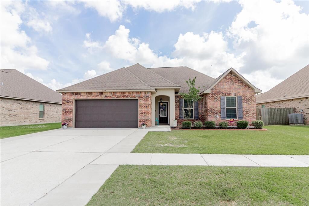Property Photo:  3214 Finwood Drive  LA 70607 