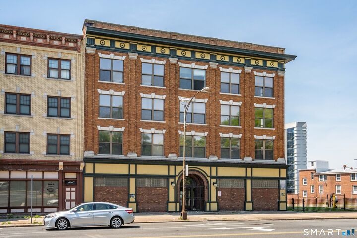 Property Photo:  19-29 Main Street  CT 06106 