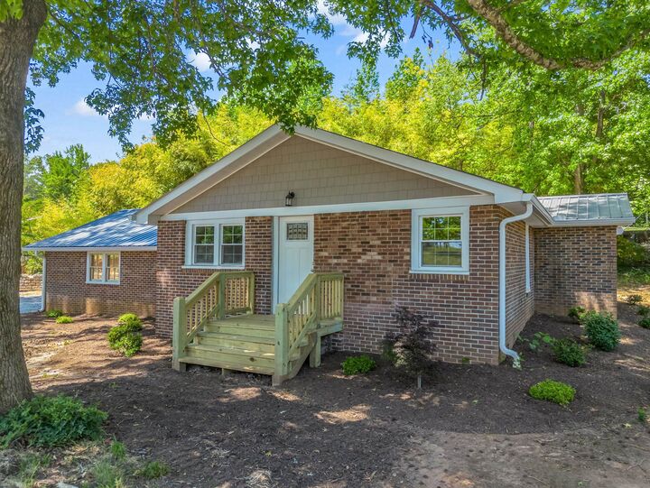 Property Photo:  5923 N Highway 14  SC 29356 