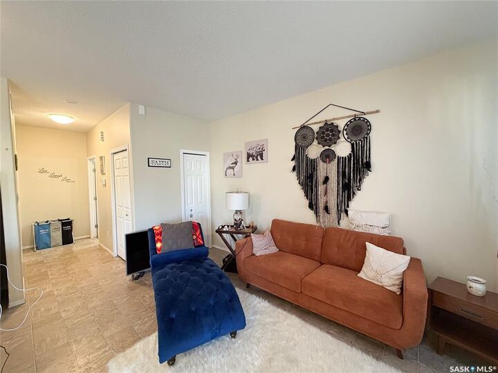 Property Photo: 215 2nd Street W SK S9X 1C7
