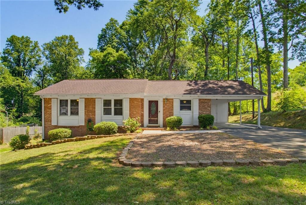 Property Photo: 117 Peachtree Lane NC 27021