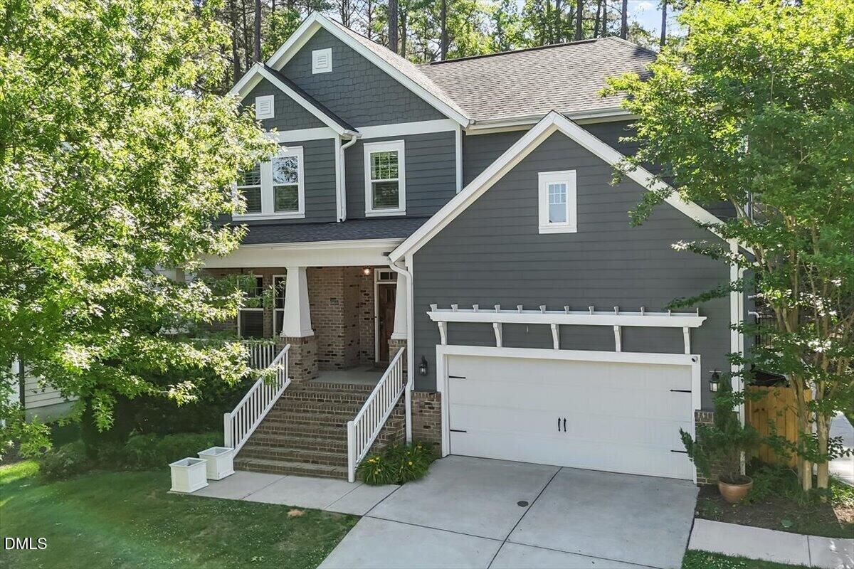 Property Photo: 10000 Major Oak Lane NC 27613