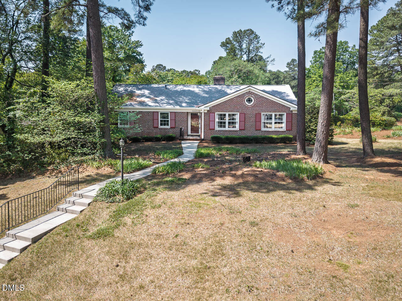 Property Photo:  3007 Charwood Place  NC 27612 