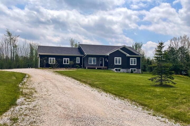 109 Robertson Avenue — photo 1