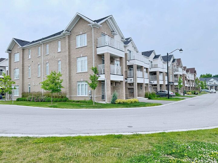 113 Hartley Avenue 39 — photo 1