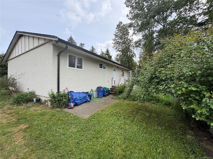 Property Photo:  295 Centennial Dr  BC V9N 5R6 
