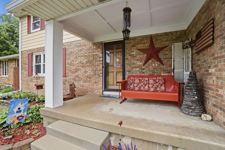 Property Photo:  4170 Johnson Road  OH 45502 