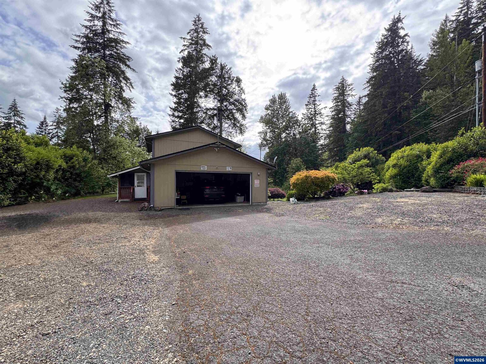 Property Photo: 16110 S Maplelane Rd OR 97045