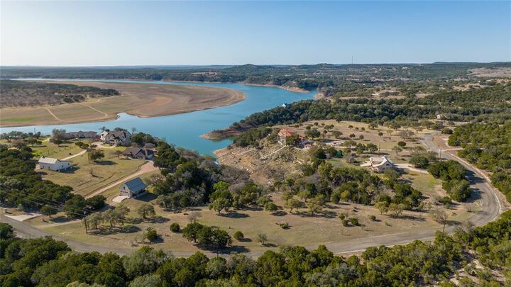 Property Photo: 5255 Lookout Ridge Drive TX 78654