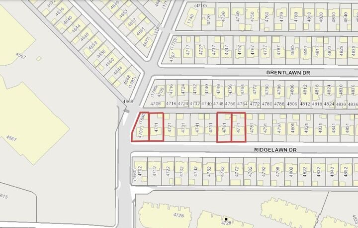 Property Photo: 4711 Ridgelawn Drive BC V5C 3Y1