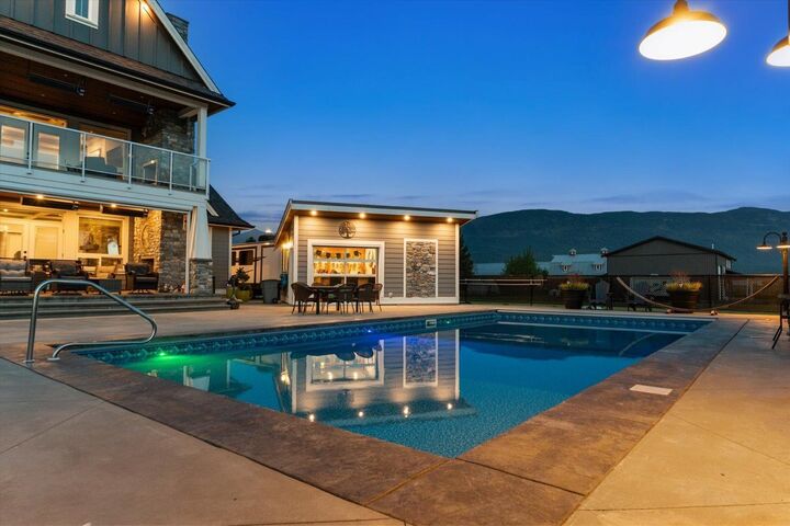 Property Photo: 6257 Sumas Prairie Road BC V2R 4N6
