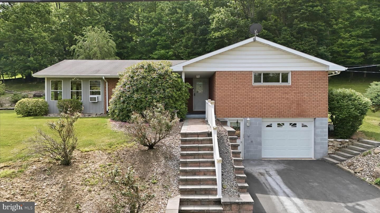 Property Photo: 199 Buser Street WV 26753