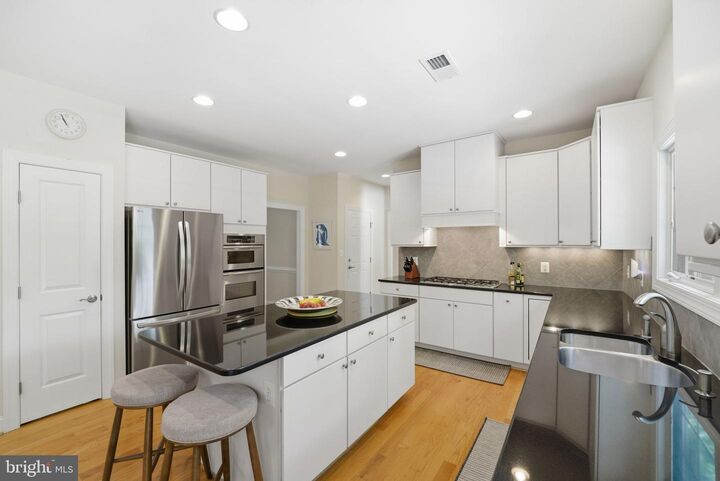 Property Photo:  8104 Revatom Court  VA 22027 