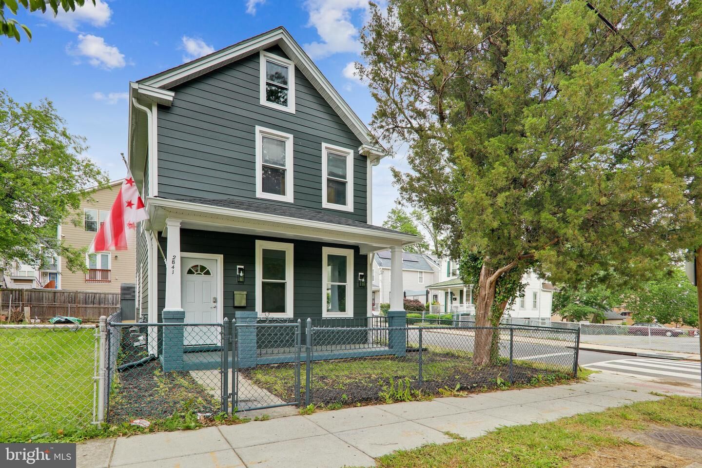 Property Photo:  2841 Mills Avenue NE  DC 20018 