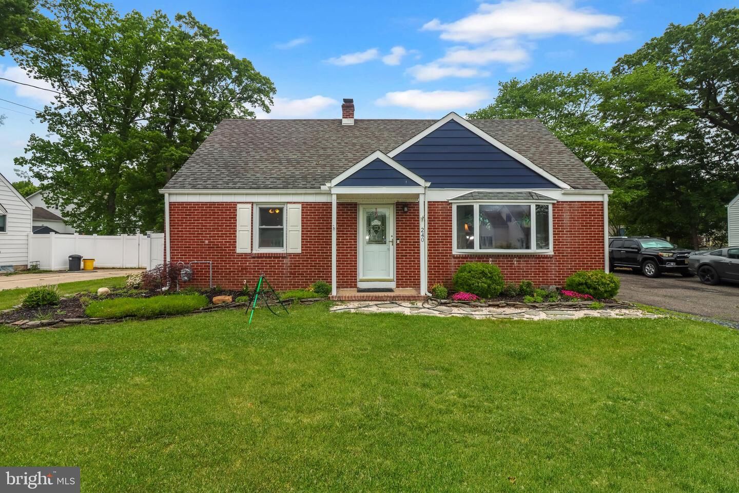 Property Photo: 240 Youngs Road NJ 08619