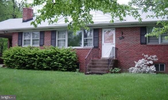 Property Photo:  2221 Tonga Drive  MD 20744 