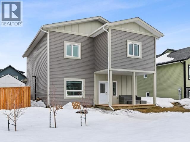 Property Photo: 33 Tanana Lane YT Y1A 0S6