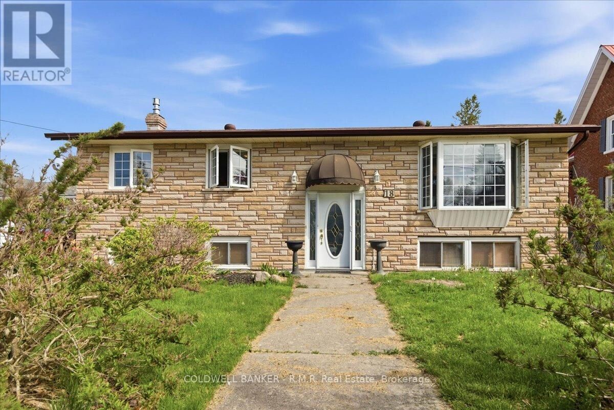 Property Photo: 18 Russell Street ON K0K 1H0