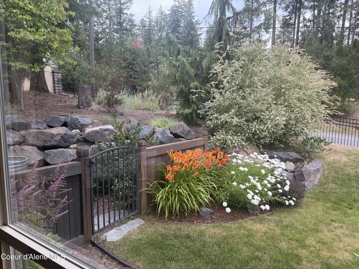 Property Photo: 1573 E Chanticleer Ct ID 83835