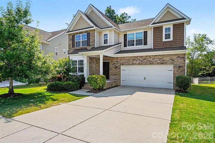 Property Photo:  3016 Sewee Lane  NC 28173 
