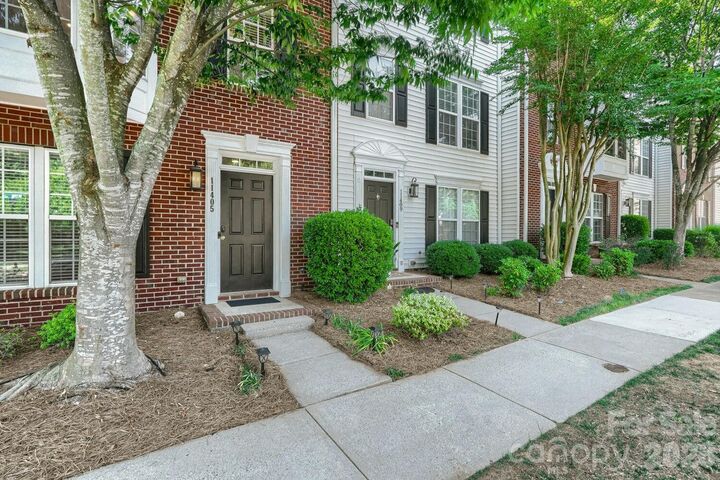 Property Photo: 11405 Destin Lane NC 28277