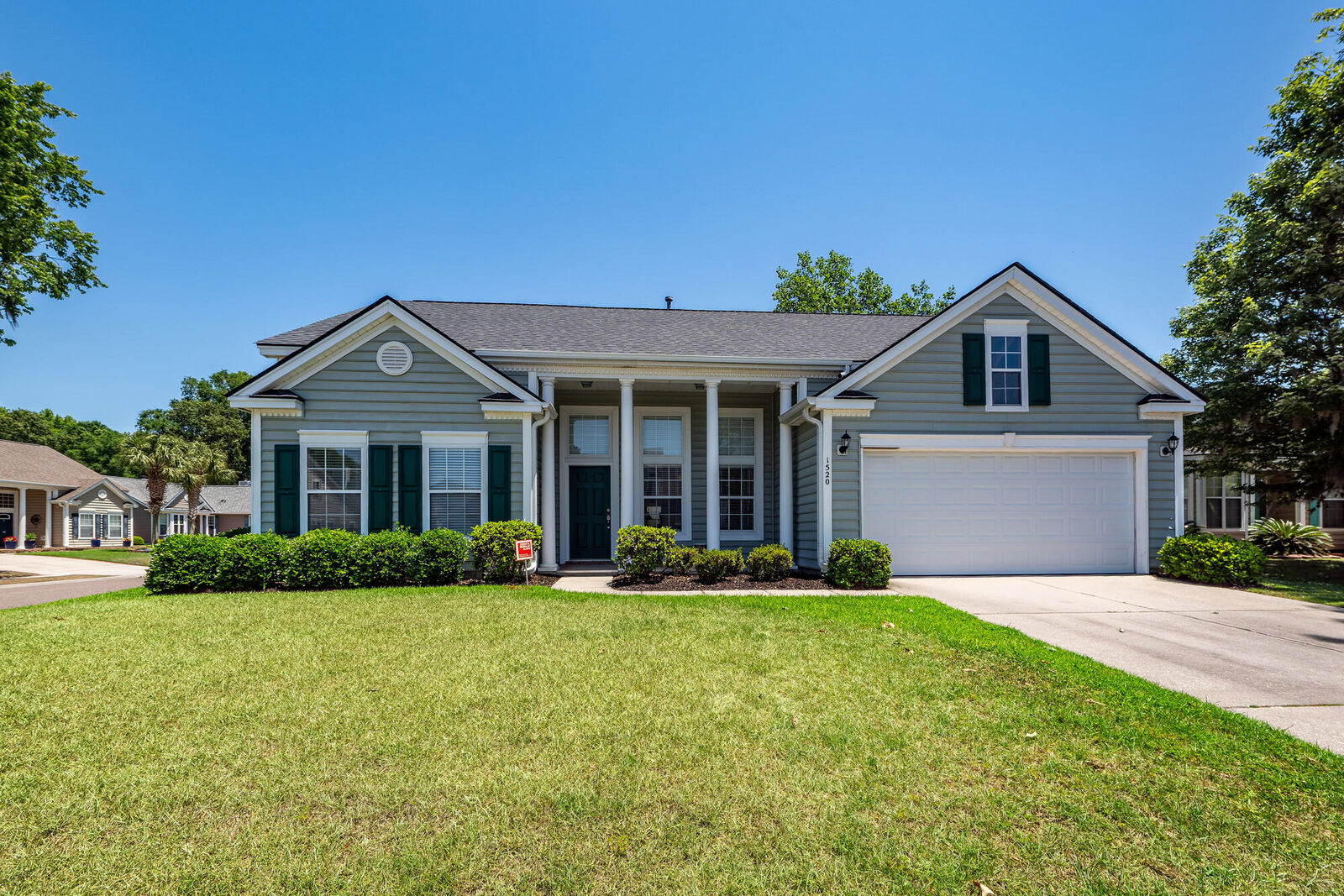Property Photo: 1520 Ashley Garden Boulevard SC 29414