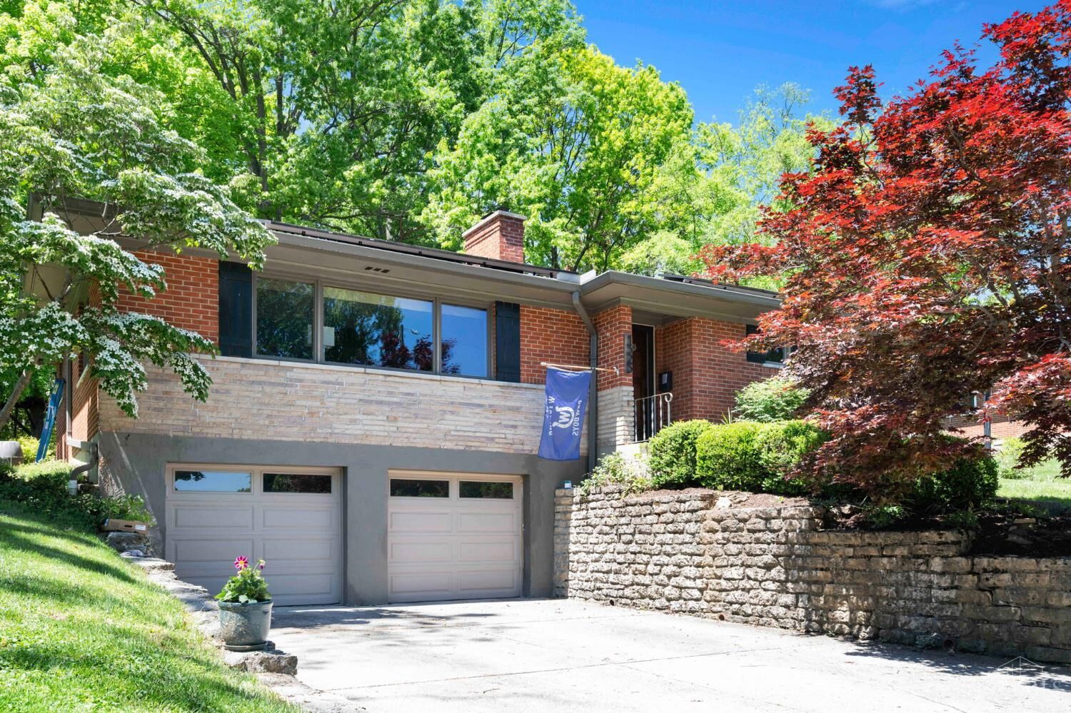 Property Photo:  1325 Holman View Drive  OH 45215 