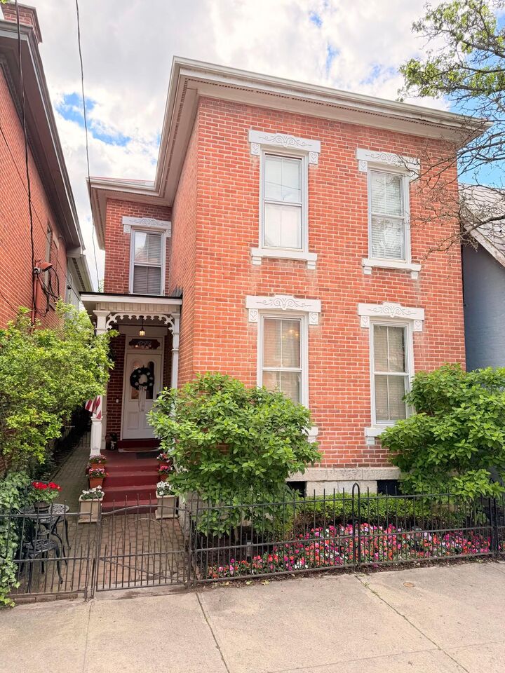 Property Photo: 677 S 3rd Street OH 43206