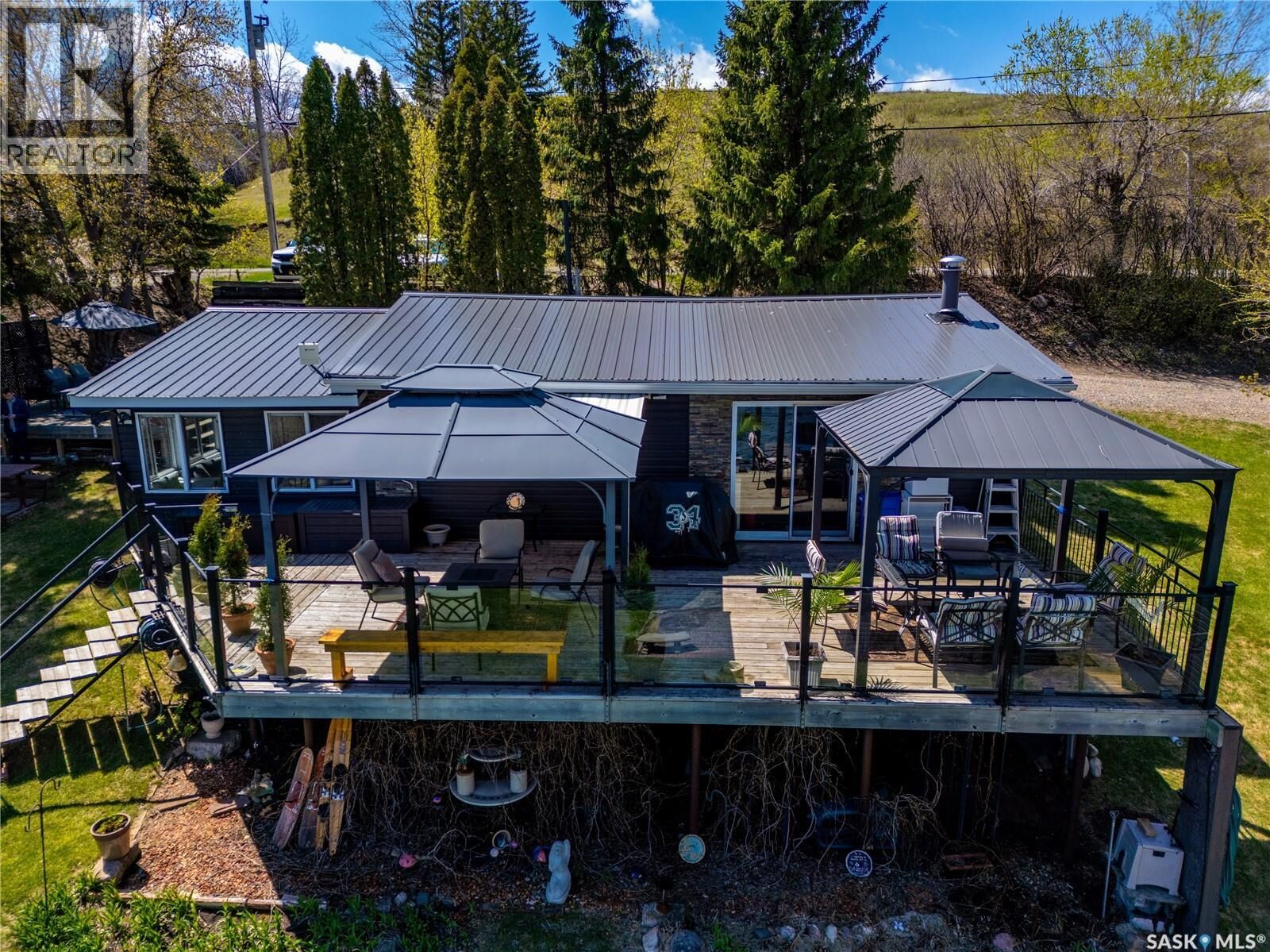 Property Photo:  408 Tatanka Drive  SK S6H 4P2 