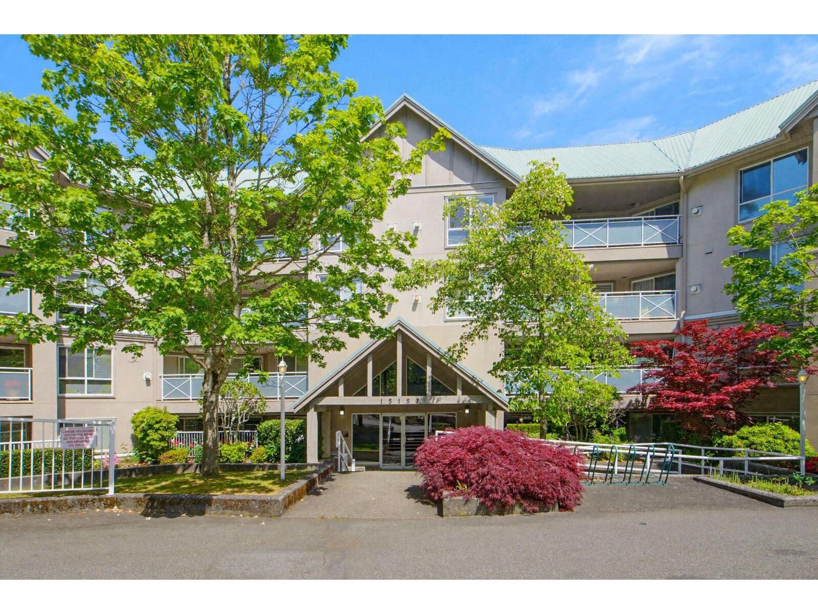 Property Photo: 15150 29A Avenue 305 BC V4P 3B1