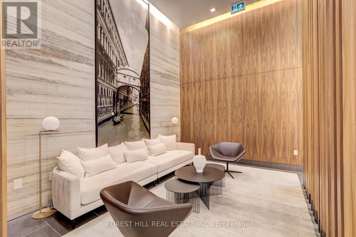 Property Photo:  8 Ann Street 503  ON L5G 3E6 