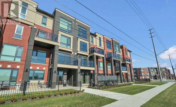 Property Photo:  25 Romilly Avenue 10  ON L7A 5L8 